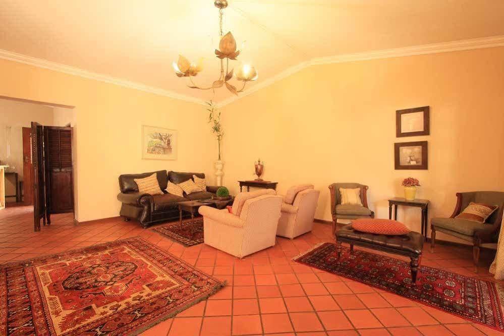 Villa Jana Guesthouse Pretoria Bagian luar foto